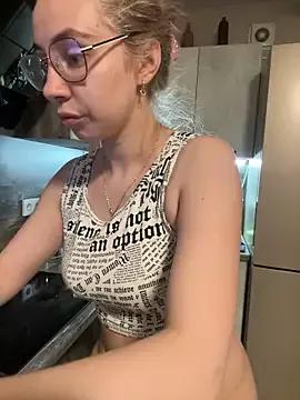 Try girls webcam shows. Sweet cute Free Performers.