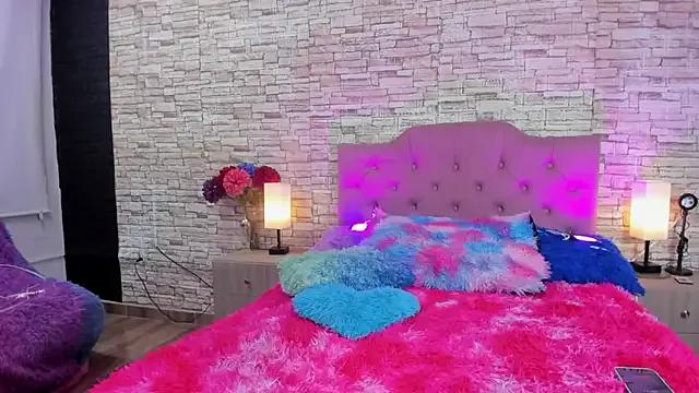 Kitty_queen10 from StripChat