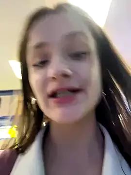 KittyQueeny from StripChat is Freechat