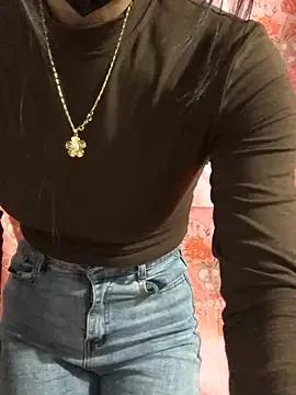 Kylie_beem from StripChat is Freechat