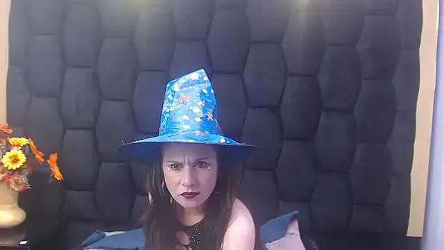 Kylie_Bloom from StripChat is Freechat