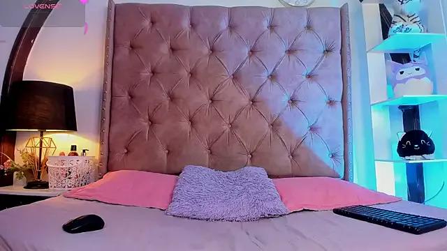 Try girls webcam shows. Sweet cute Free Performers.