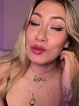 Try girls webcam shows. Sweet cute Free Performers.