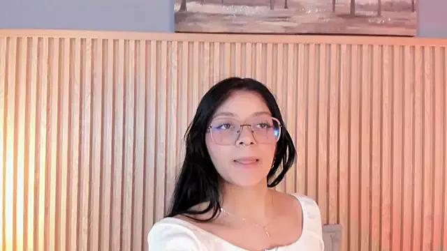 Try girls webcam shows. Sweet cute Free Performers.