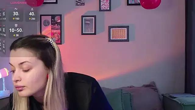 Try girls webcam shows. Sweet cute Free Performers.