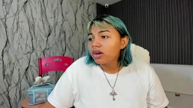 Try girls webcam shows. Sweet cute Free Performers.