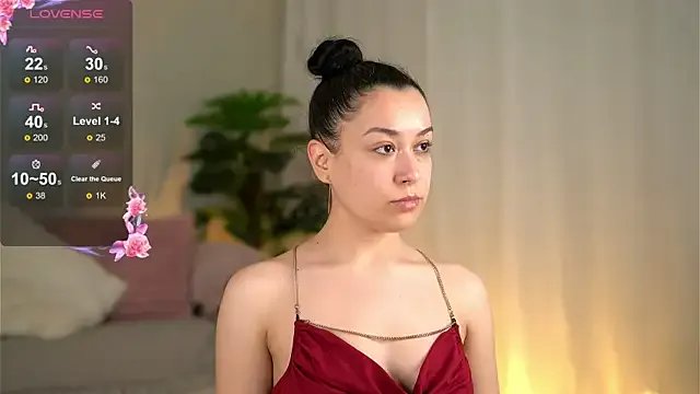 Freechat LaraCullen on StripChat