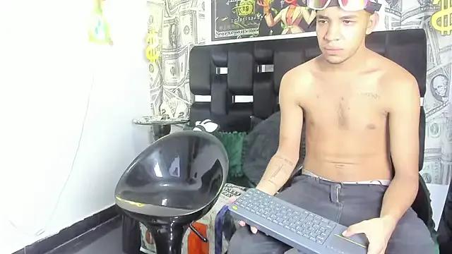 Latin_straight0 from StripChat is Freechat