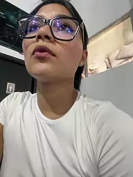 LauraGil_ from StripChat is Freechat