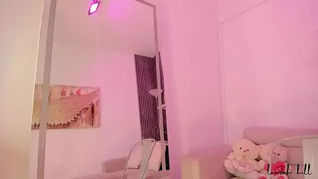 Laurah_hill from StripChat
