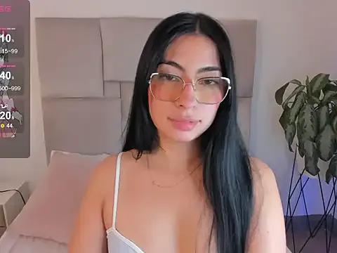Try girls webcam shows. Sweet cute Free Performers.