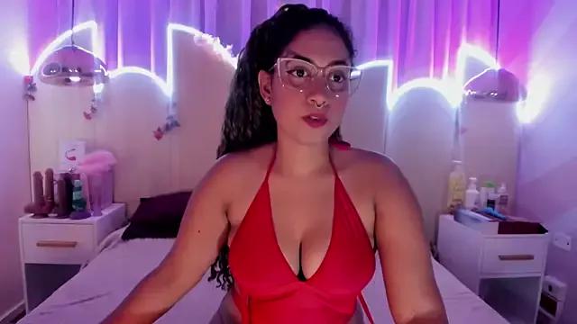 Try girls webcam shows. Sweet cute Free Performers.
