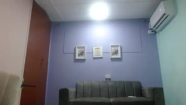 leidy_valencia from StripChat is Freechat