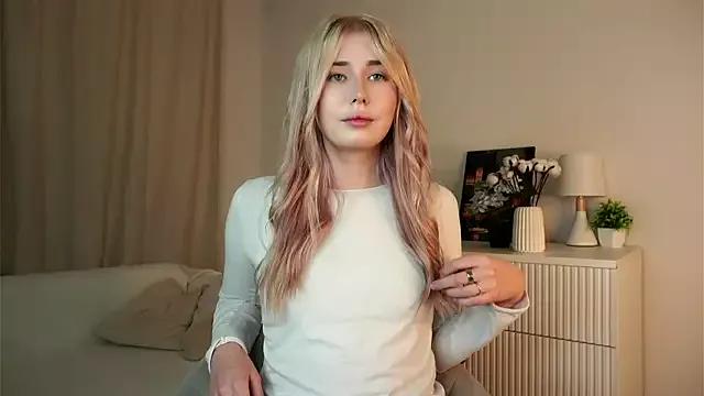 LennieDammrich from StripChat is Freechat