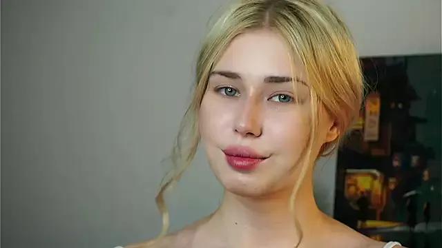 LennieDammrich from StripChat is Freechat