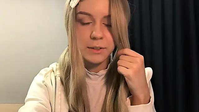 LesterHasting from StripChat is Freechat