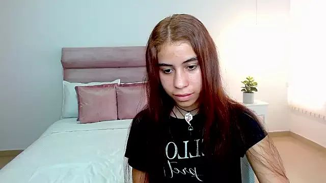 Lia_Roux_ from StripChat is Freechat