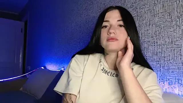 Liana_diva from StripChat is Freechat