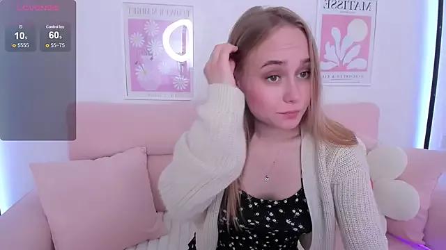 Try girls webcam shows. Sweet cute Free Performers.