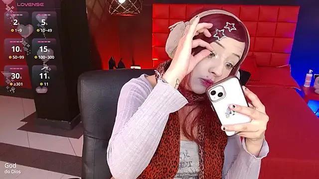 Lilaaa_1 from StripChat