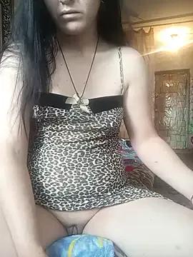 Lili_Doris from StripChat is Freechat