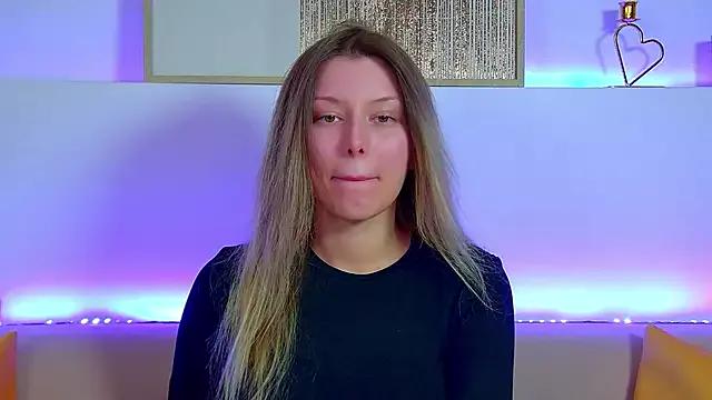 LiliaBianka from StripChat is Freechat