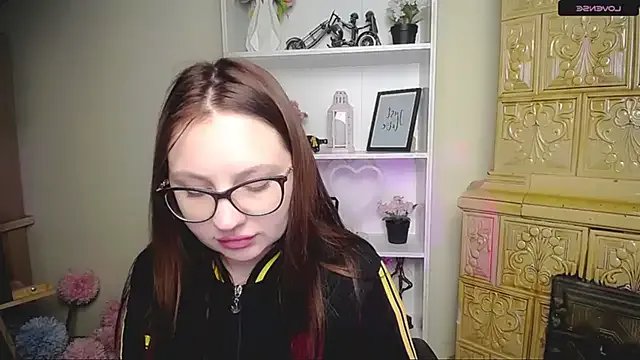 Try girls webcam shows. Sweet cute Free Performers.