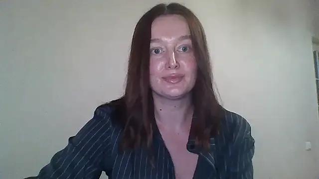 LilianaSwetx from StripChat is Freechat