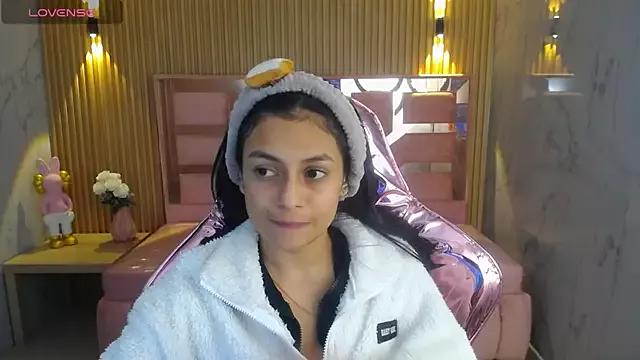Try girls webcam shows. Sweet cute Free Performers.