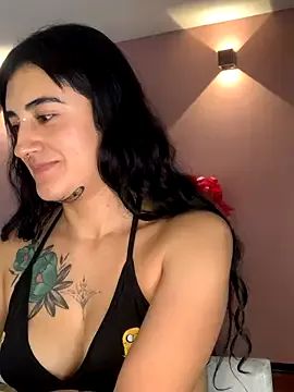 Lilith_Pink from StripChat is Freechat