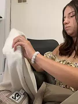 LilithAbril from StripChat is Freechat