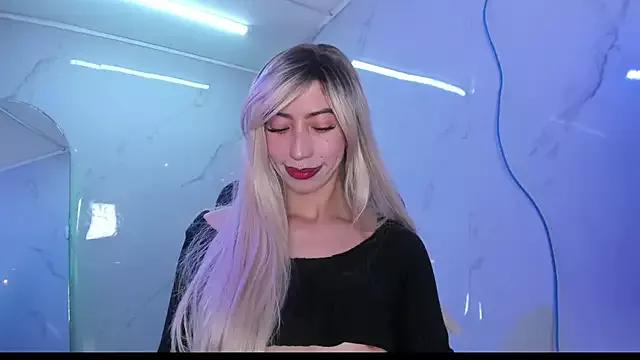 Try girls webcam shows. Sweet cute Free Performers.