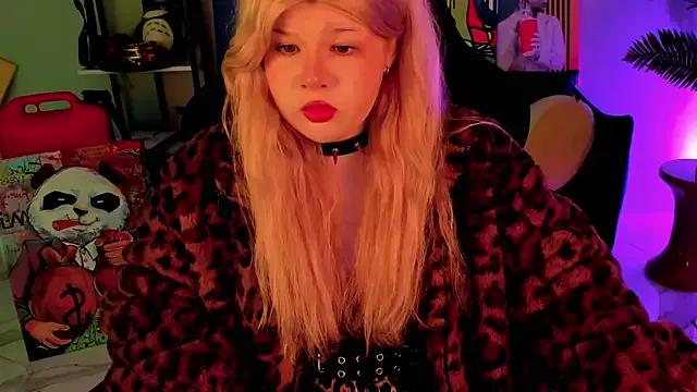 LilithNelson from StripChat is Freechat