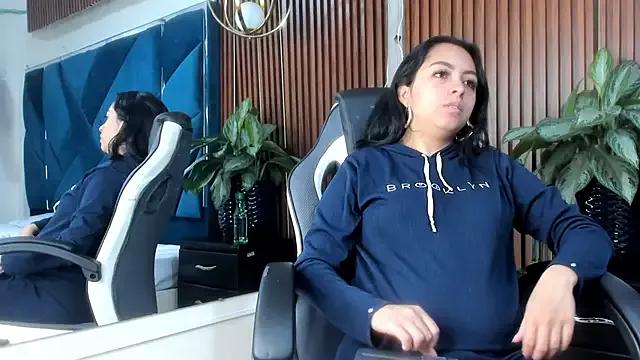 LilithSant from StripChat