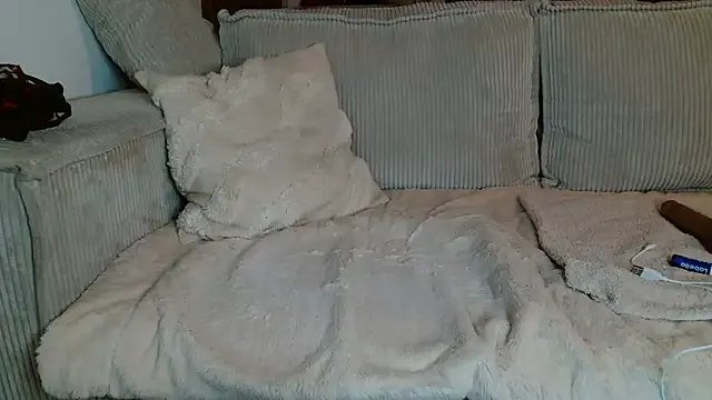 liloush__ on StripChat 