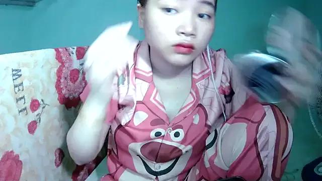 Try girls webcam shows. Sweet cute Free Performers.