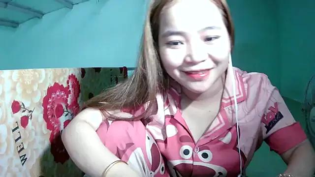 Try girls webcam shows. Sweet cute Free Performers.