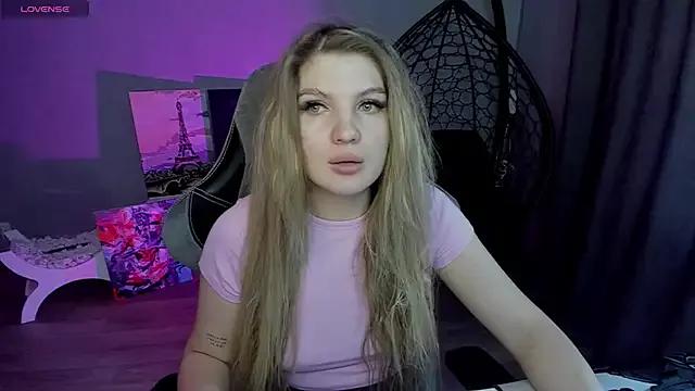 Try girls webcam shows. Sweet cute Free Performers.