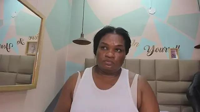 lilybaudyn_ from StripChat