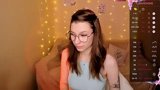 LinaBlossom_ from StripChat is Freechat