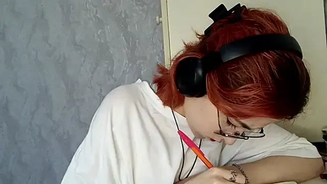 Try girls webcam shows. Sweet cute Free Performers.