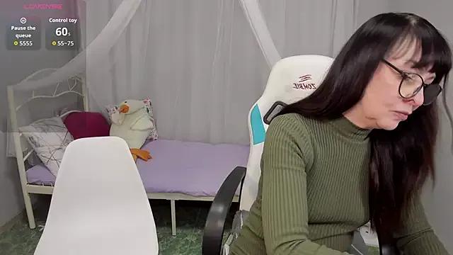 LindaRomero from StripChat is Freechat