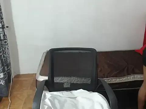 linnaskinyy from StripChat is Freechat