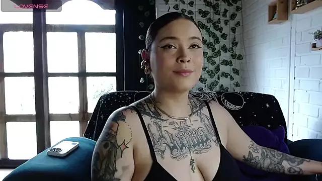 Try girls webcam shows. Sweet cute Free Performers.