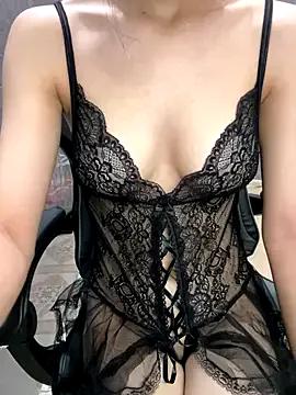 Lisa-Mina from StripChat is Freechat