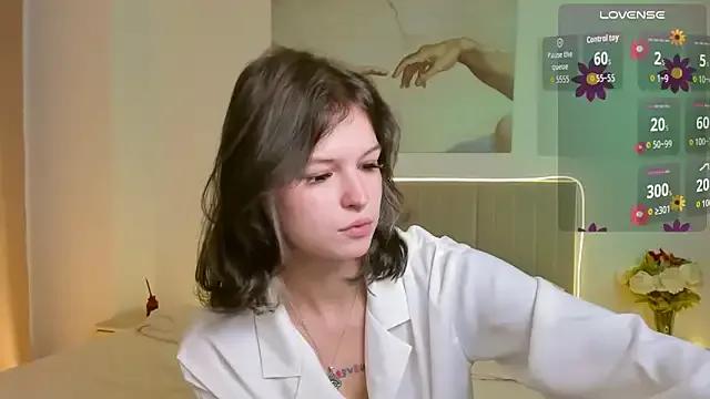 Lisa_Blossom from StripChat