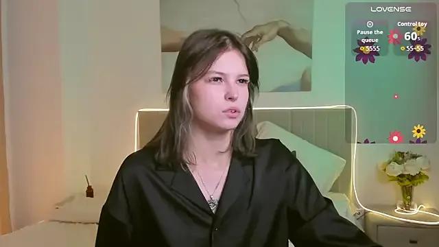 Lisa_Blossom from StripChat