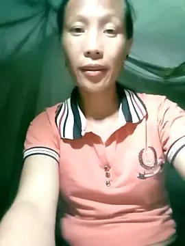 Lisa_pusy from StripChat is Freechat