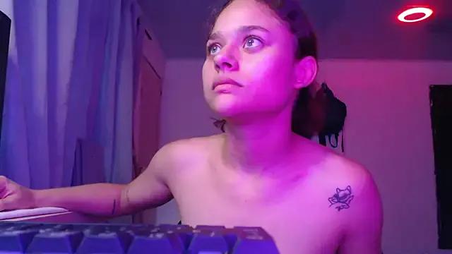 Try girls webcam shows. Sweet cute Free Performers.