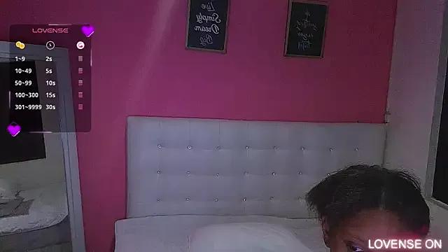 littlechocolatee_ from StripChat